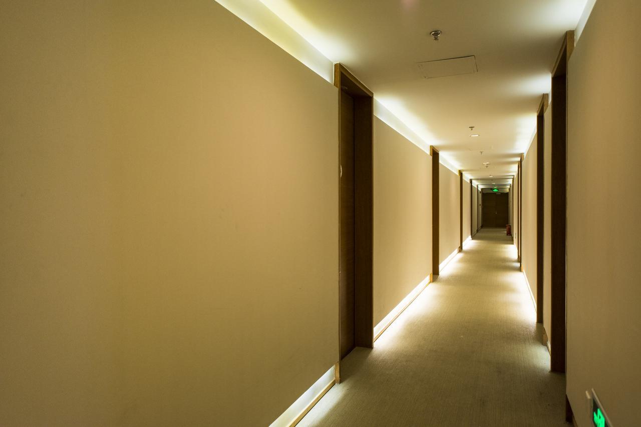 Ji Hotel Jiayuguan Pedestrian Street ภายนอก รูปภาพ